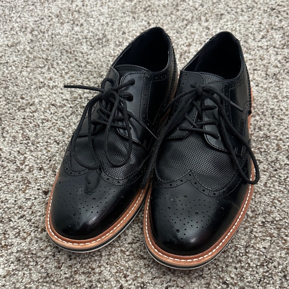Classic Black Leather Brogue Shoes - Picture 1 of 7